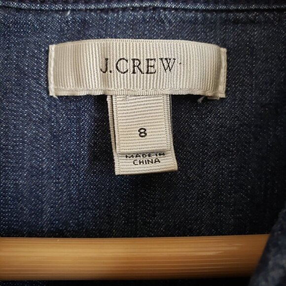 J.Crew Chambray Button Up Top Roll Tab Denim Blue Size 8 100% Cotton Long Sleeve - Picture 2 of 10
